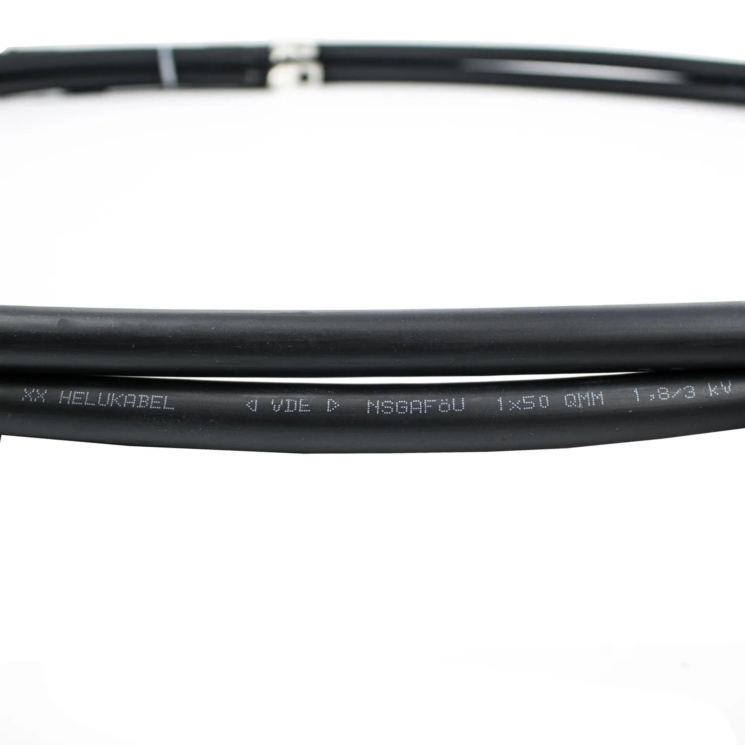 Black flexible cable with white text reading "HELUKABEL" and "4 VIDE B- M850FBU 1X50 ØMM" printed on surface.