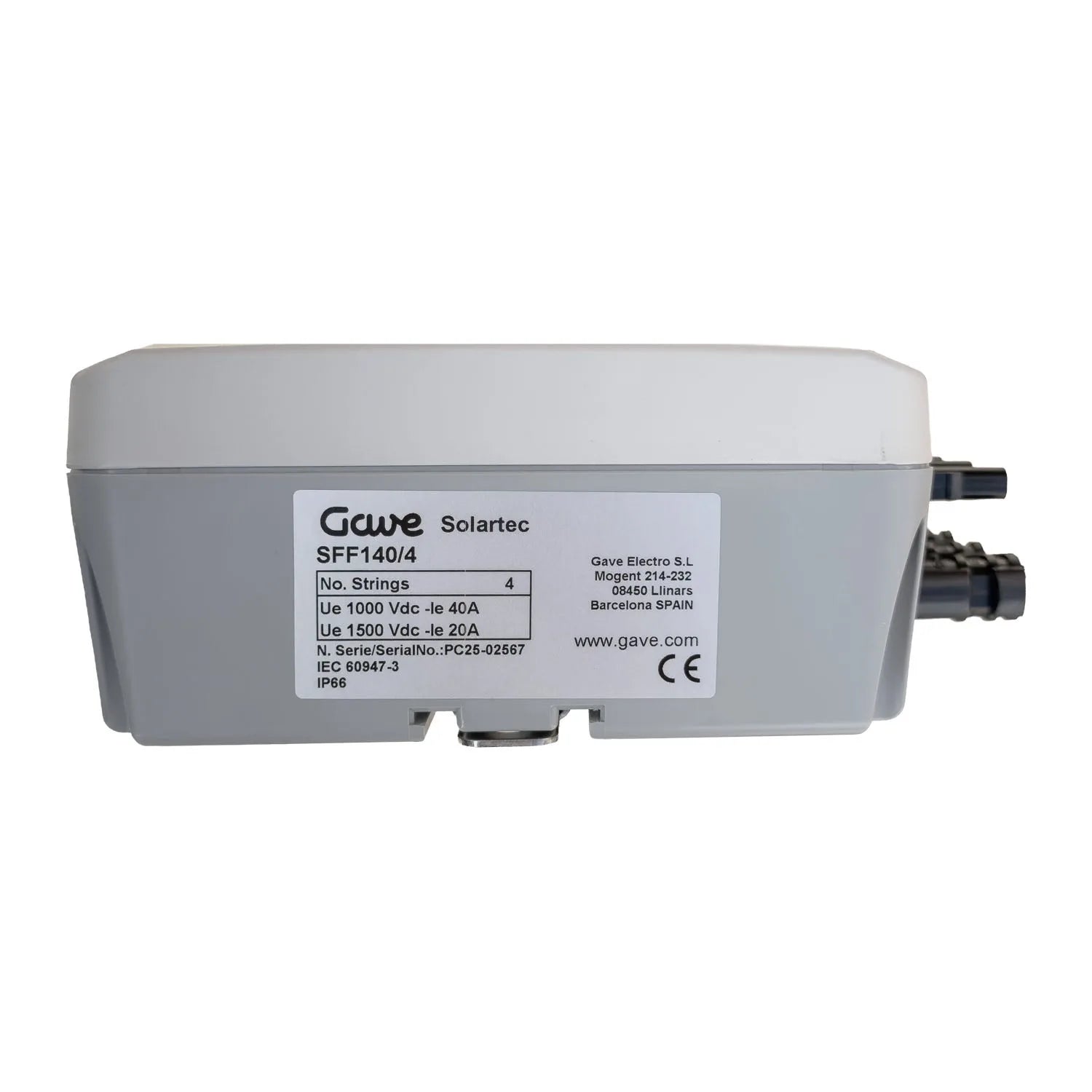 Gave Solartec SFF140/4 solar rapid shutdown switch with 4 strings, showing white rectangular device with specification label 