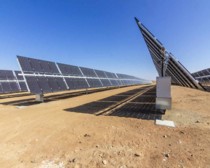 large solar farm with bifacial 550watt panels